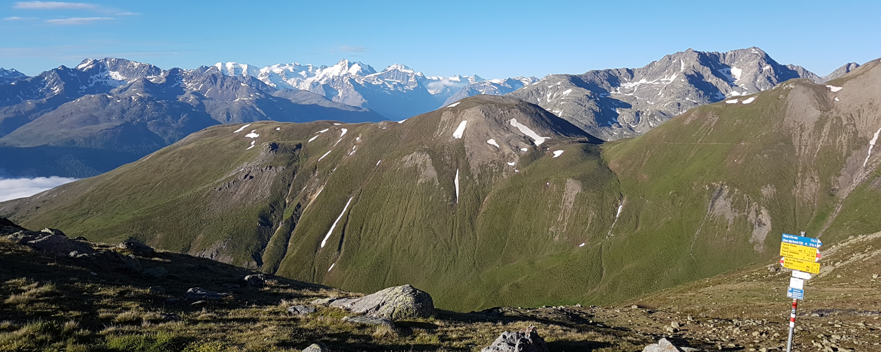 Blick von der Es-cha Hütte