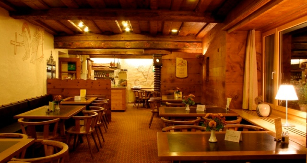 Hotel Weisses Kreuz (oua_60853789_image) Hotel Weisses Kreuz (oua_60853789_image)