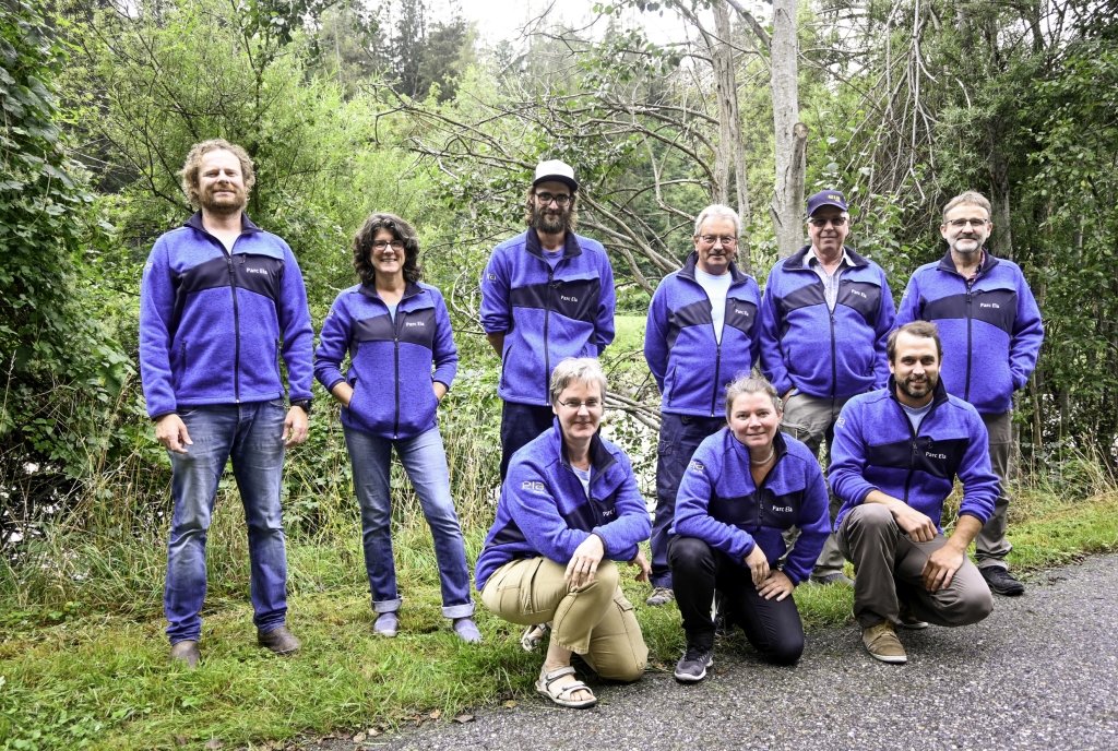 Team Arbeitseinsätze, vorne: Antje Bachmann, Petra Ahonen, Dino Augustion; hinten: Michael Murer, Nicole Ackermann, Flurin Falett, Luciano Giorgetta, Albi Signer, Alfred Gantenbein