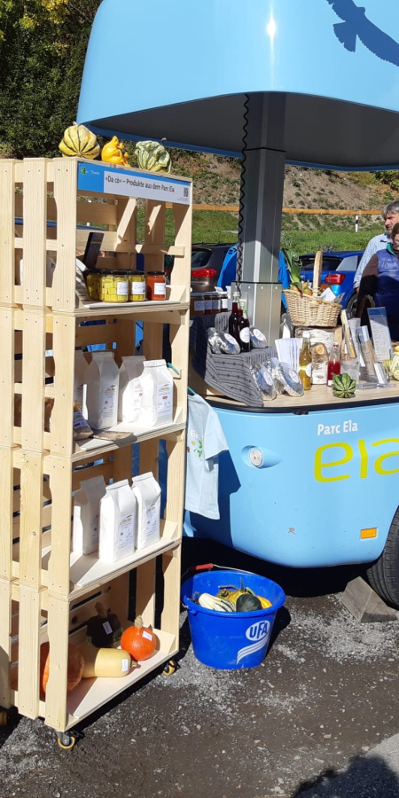 Das Infomobil im Einsatz an der Senda Culinarica Das Infomobil im Einsatz an der Senda Culinarica