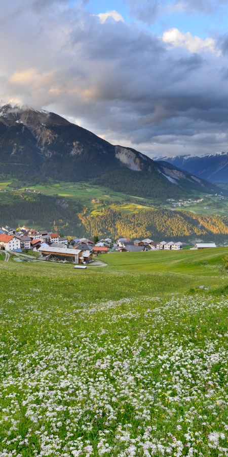 Blick auf Stierva und ins Albulatal © Lorenz A. Fischer