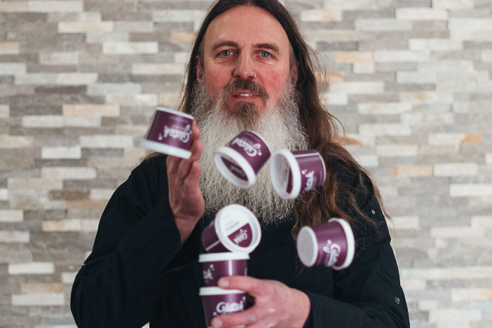 Portraits der Produzent:innen